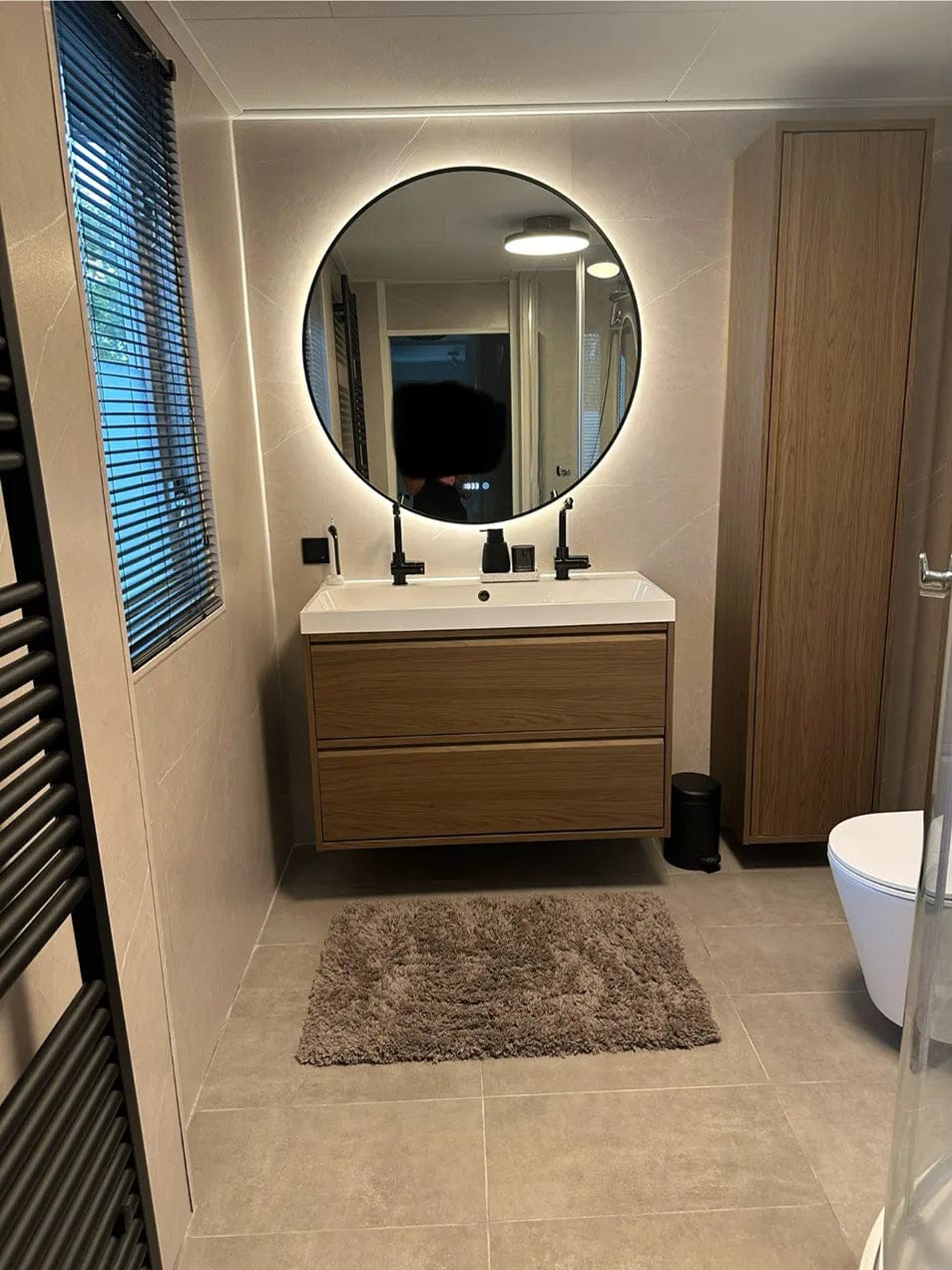 Customer photo review of Panneaux Muraux SPC Marbre Beige Mat 260x120x0.4 cm