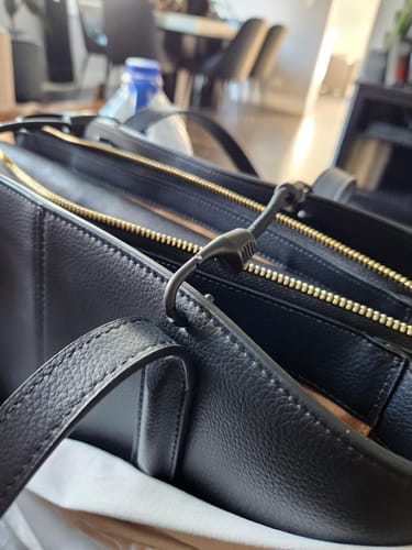 Customer photo review of Paloma Tote Black