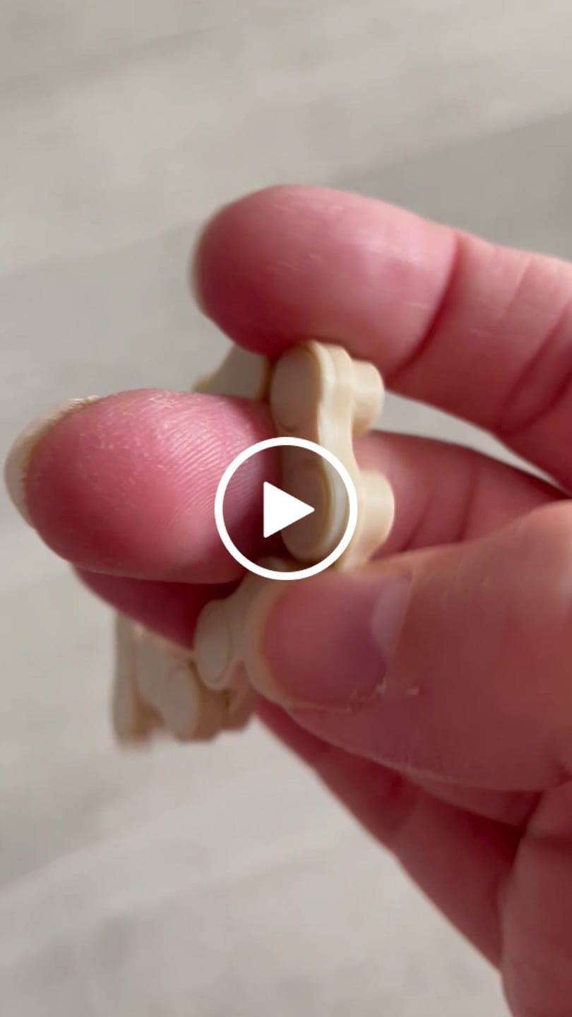 Customer video review of FlexiLinks