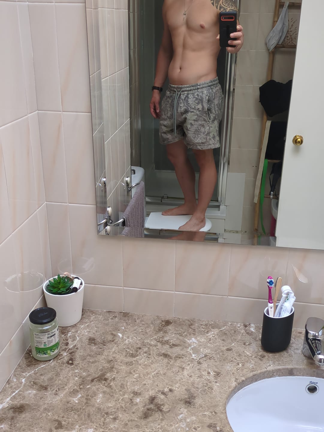 Customer photo review of 1118 - Tree Camo Cotton Shorts