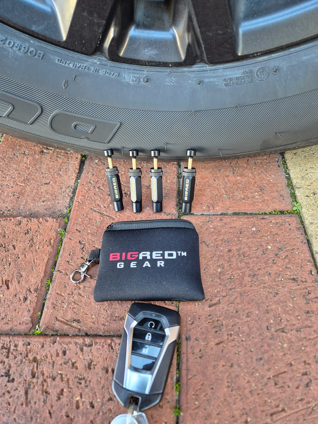 Customer photo review of TYRE DEFLATORS 4 PIECE KIT