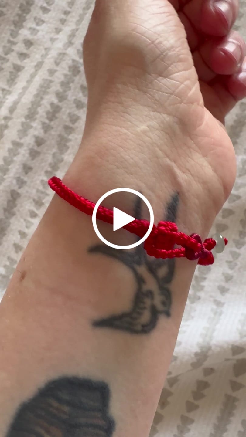 Customer video review of Buddha Stones Red String Jade Connection Bracelet