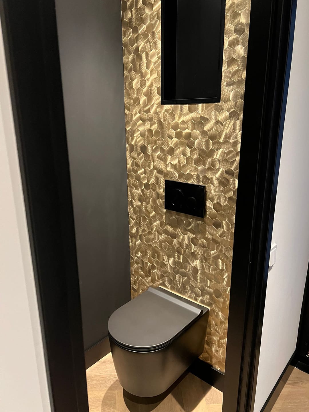 Customer photo review of Crédence Mosaique Adhésive Cuisine a coller Noir Beige