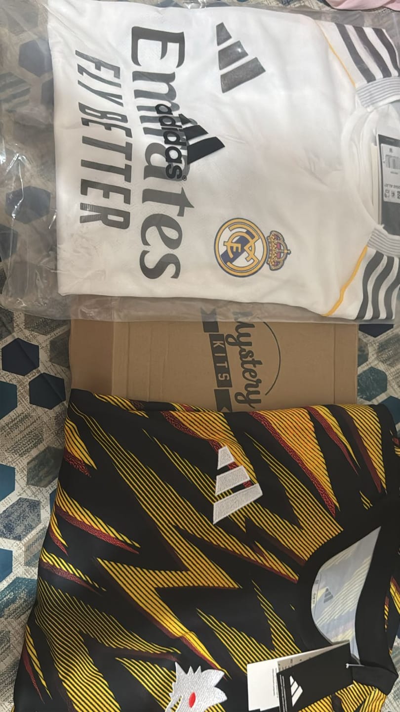 Customer photo review of Mystery Box – 2 Kits