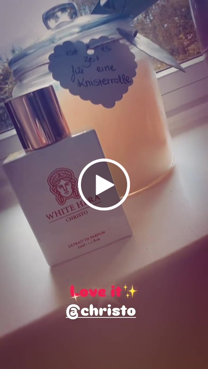 Customer video review of WHITE HERA - Damen Parfum