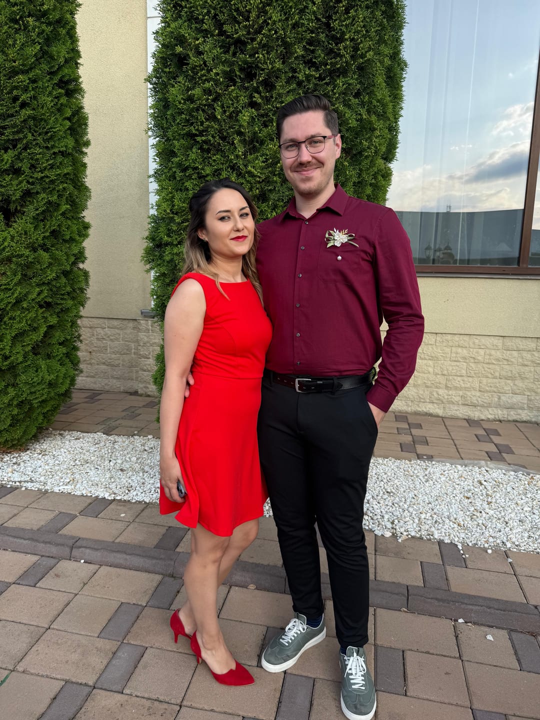 Customer photo review of Pantofi Geometry Rosu