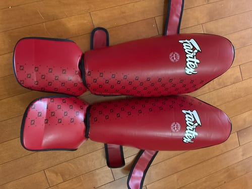Customer photo review of FAIRTEX COMPETITION SHIN PADS  - SP5