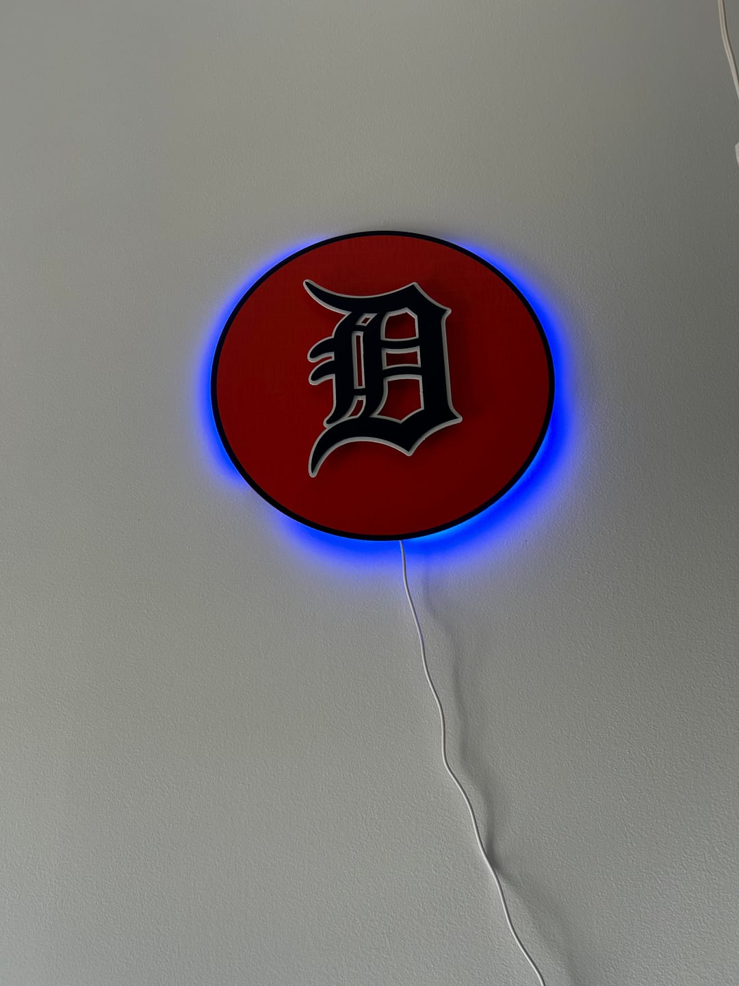 Customer photo review of Detroit Tigers CRAFT SERIES 3D Embossed Metal Wall Art