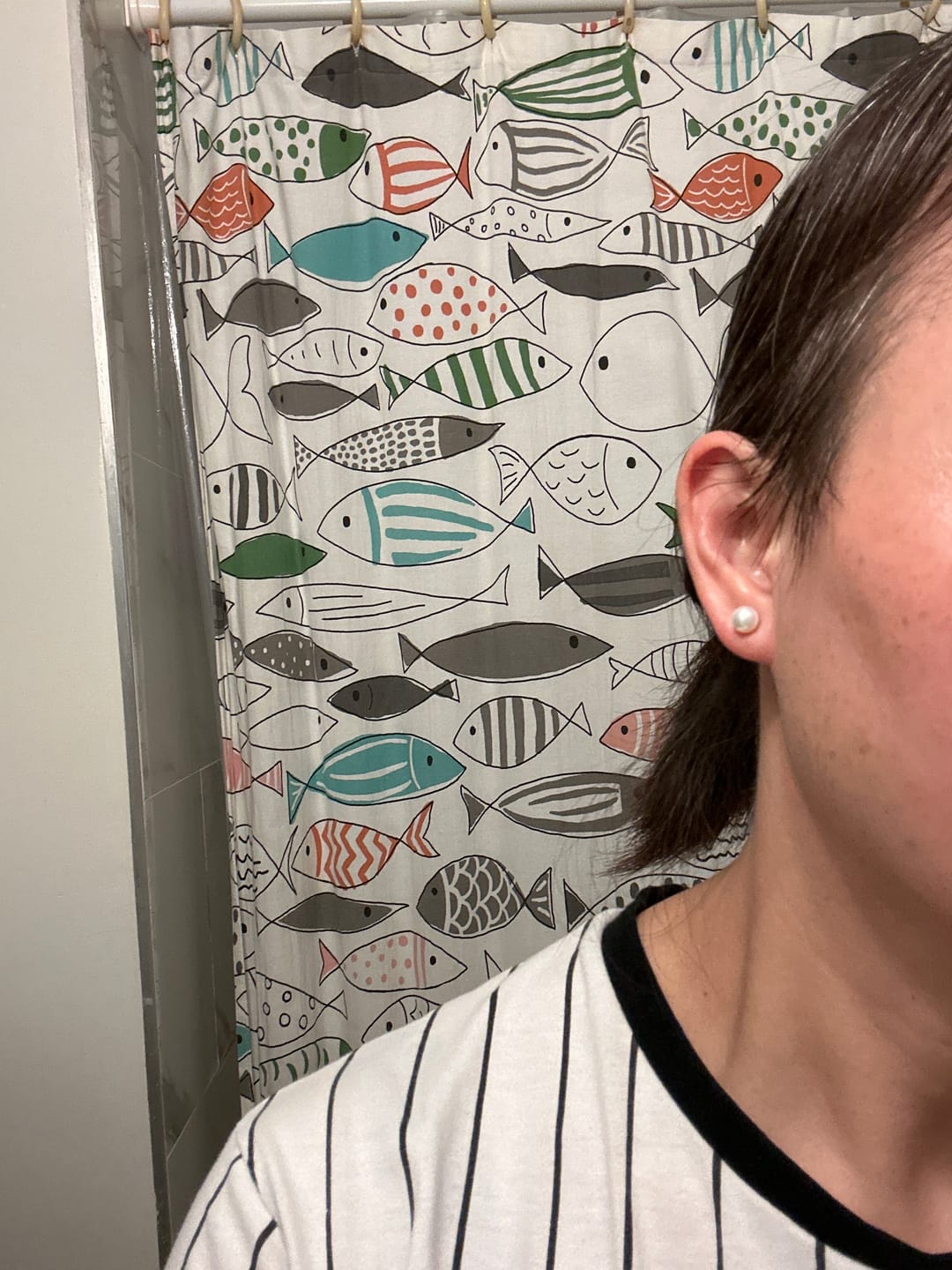 Customer photo review of Top Grade Freshwater White Round Pearl Stud Earrings WE00708