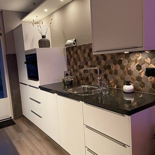 Customer photo review of Mosaique Adhésive Hexagone Cuivre marron pour crédence de cuisine
