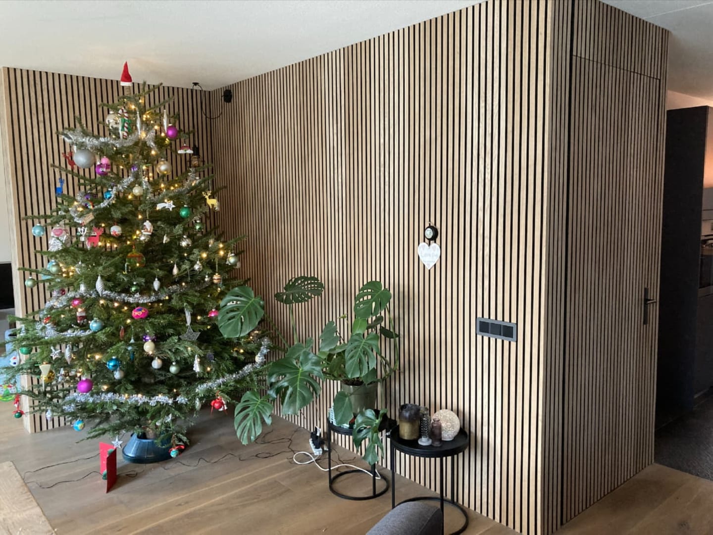 Customer photo review of Panneau acoustique Bois Chêne | Akupanel 260 Feutrine Noir