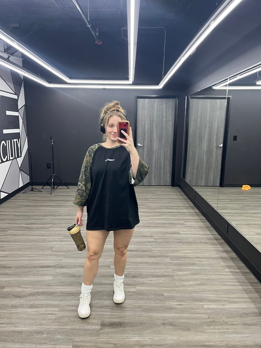 Customer photo review of 4139 - Oversized Baseball Tees