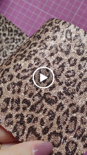 Customer video review of SHINE ONÇA 1.0 COR ROSE FUNDO DE SPUN BRANCO