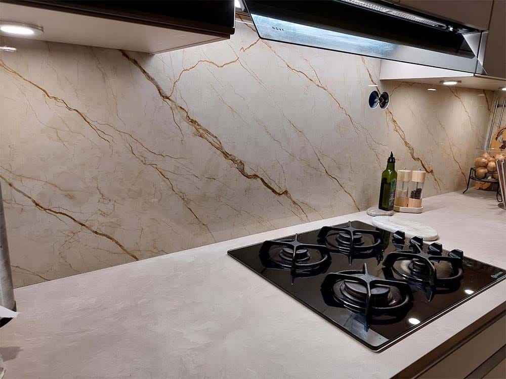 Customer photo review of Plaque Mural PVC Imitation Marbre Beige Brillant