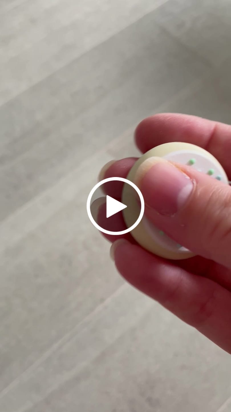 Customer video review of FidgetGlaze
