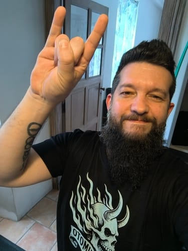 Customer photo review of T-SHIRT BLUE DEVIL