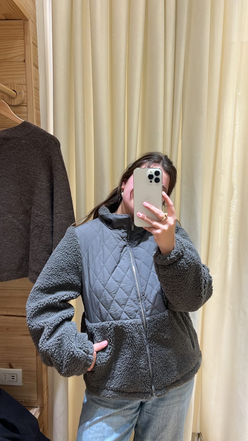 Customer photo review of Chiporro Acolchado Cuello Alto Gray