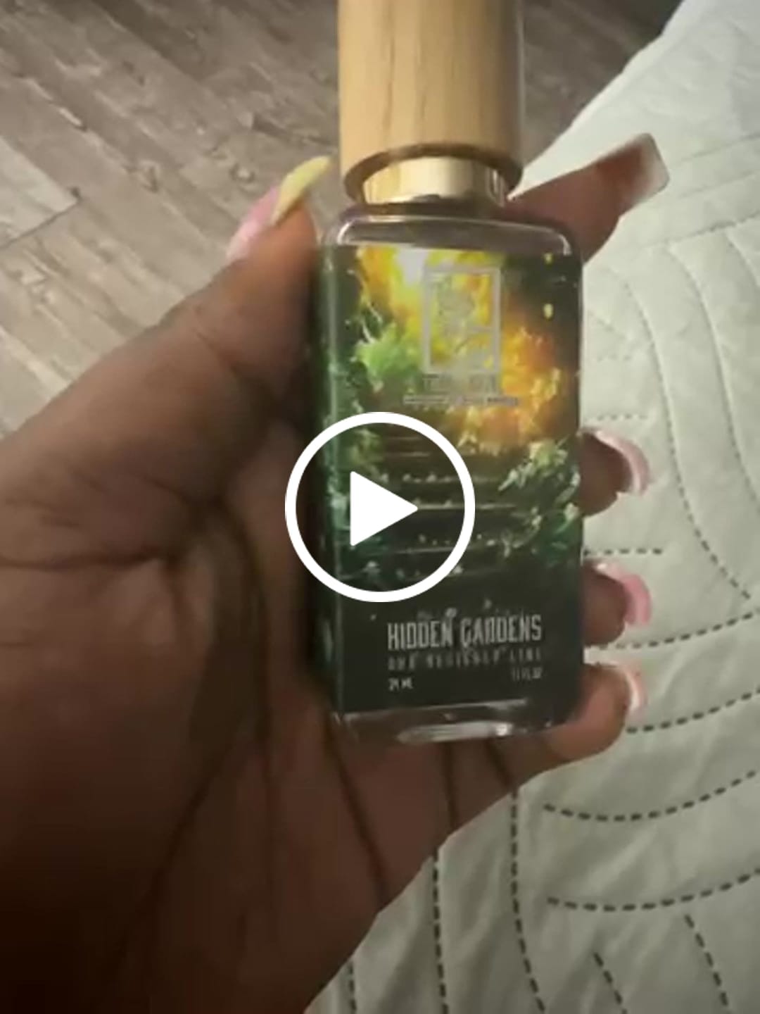 Customer video review of Hidden Gardens