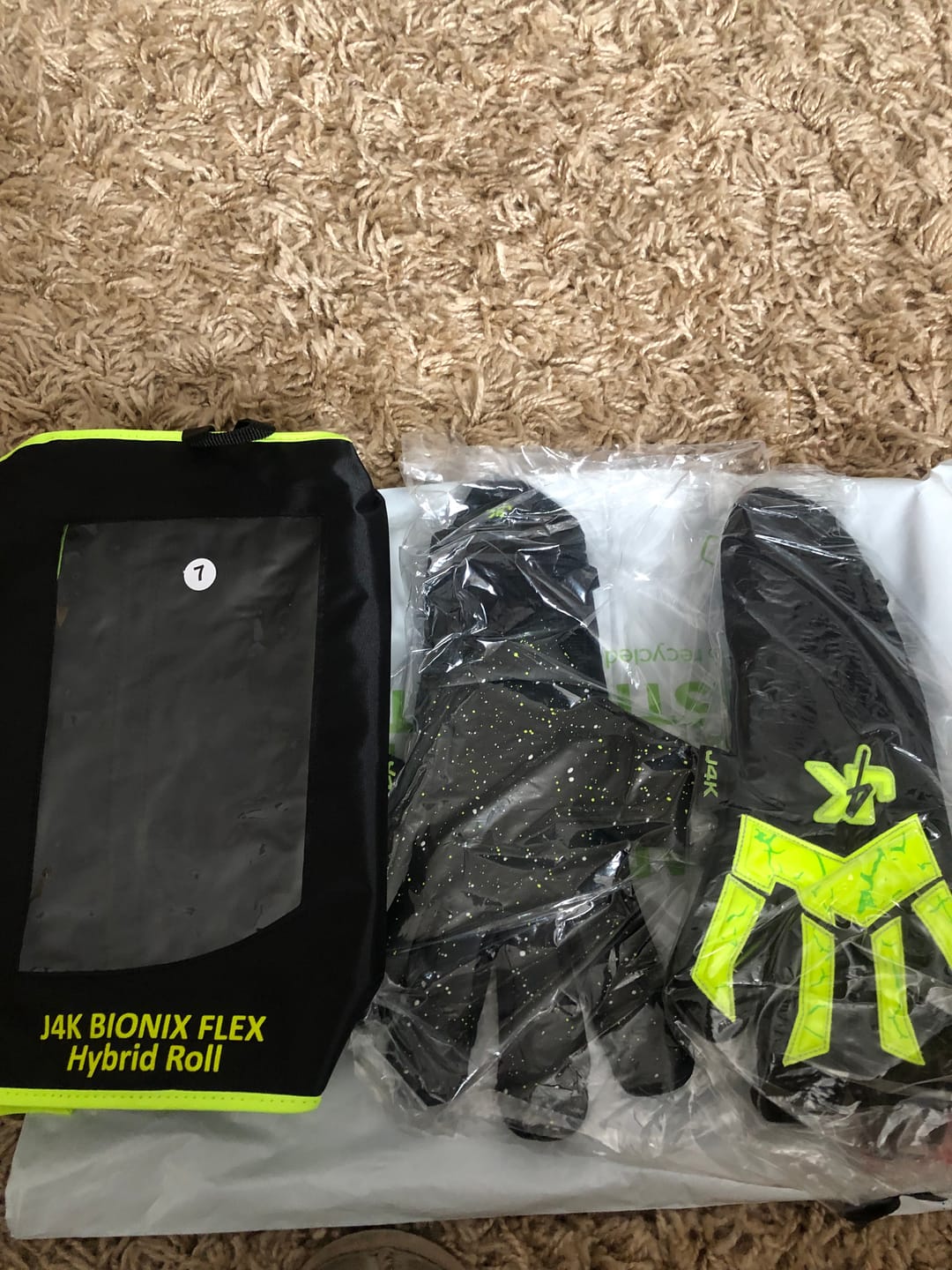 Customer photo review of Bionic Premier Hybrid Cut