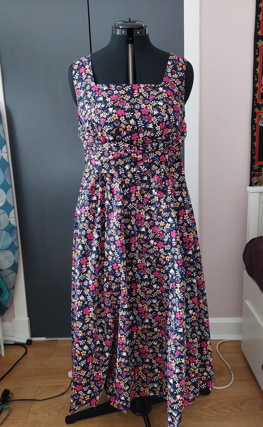 Customer photo review of Delicate Flowers and Leaves Cotton Poplin Fabric