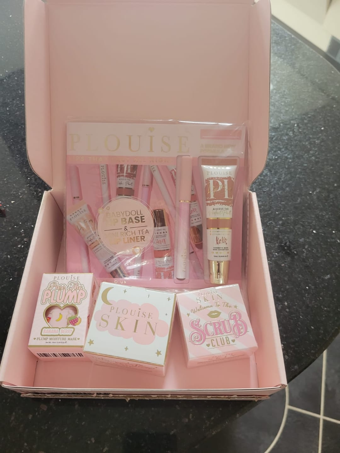 Customer photo review of P. Louise Lip Sleeping Mask