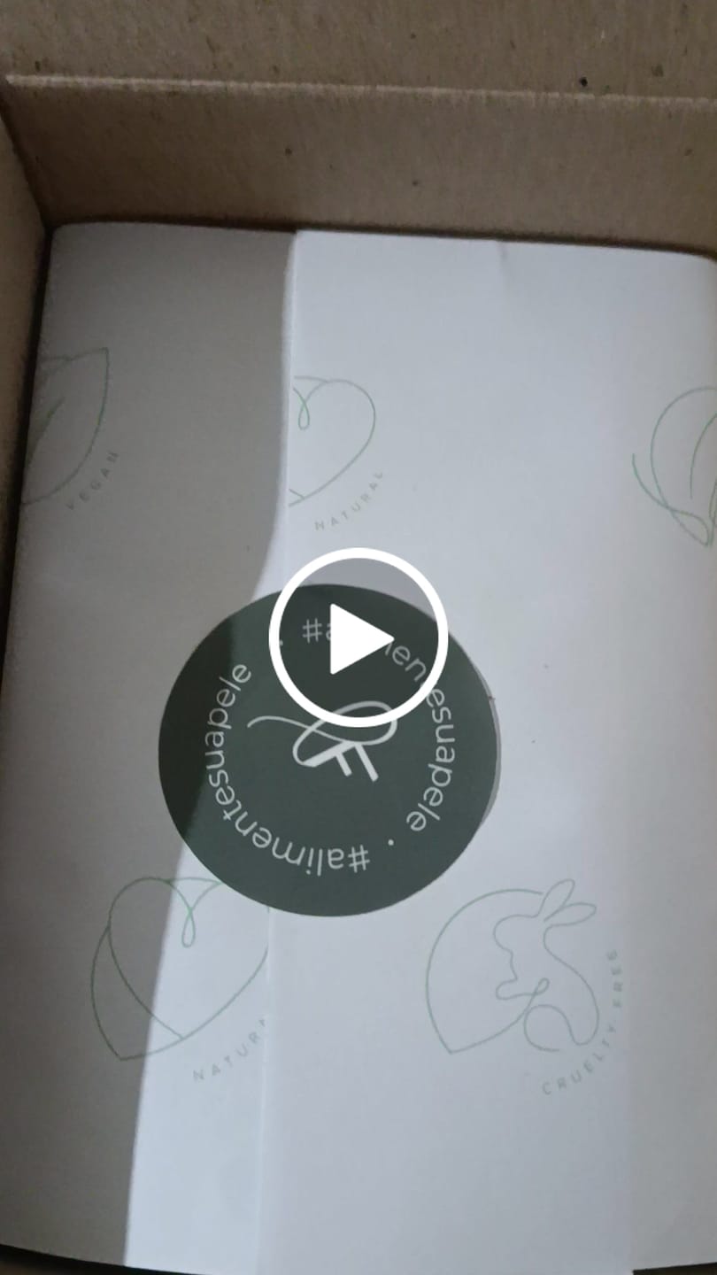Customer video review of Trio Diário Teen