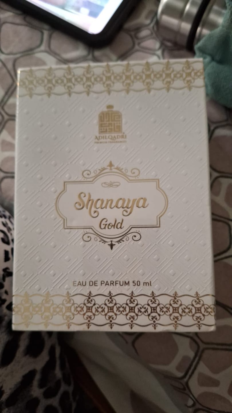 Customer photo review of Shanaya Gold Perfume Spray