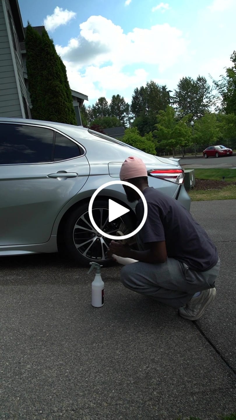 Customer video review of Clean 'n Shine - Gallon