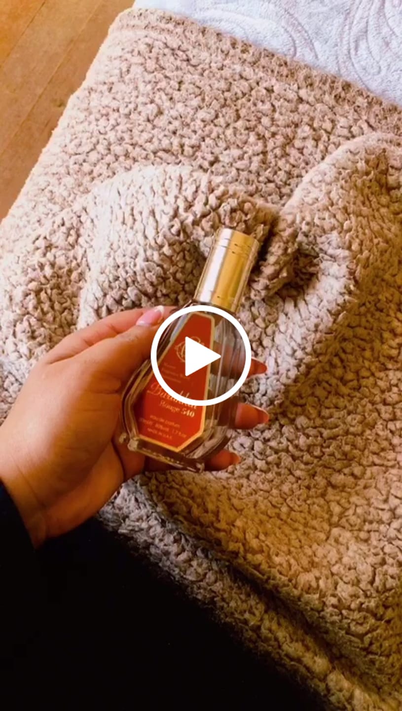 Customer video review of Barakkat Rouge 540 EDP 50ml