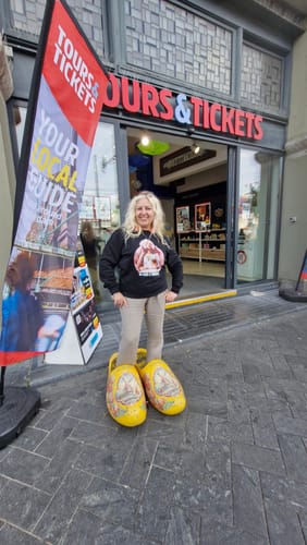 Customer photo review of Džemperis TWO MINUTES OF DAYDREAMING.