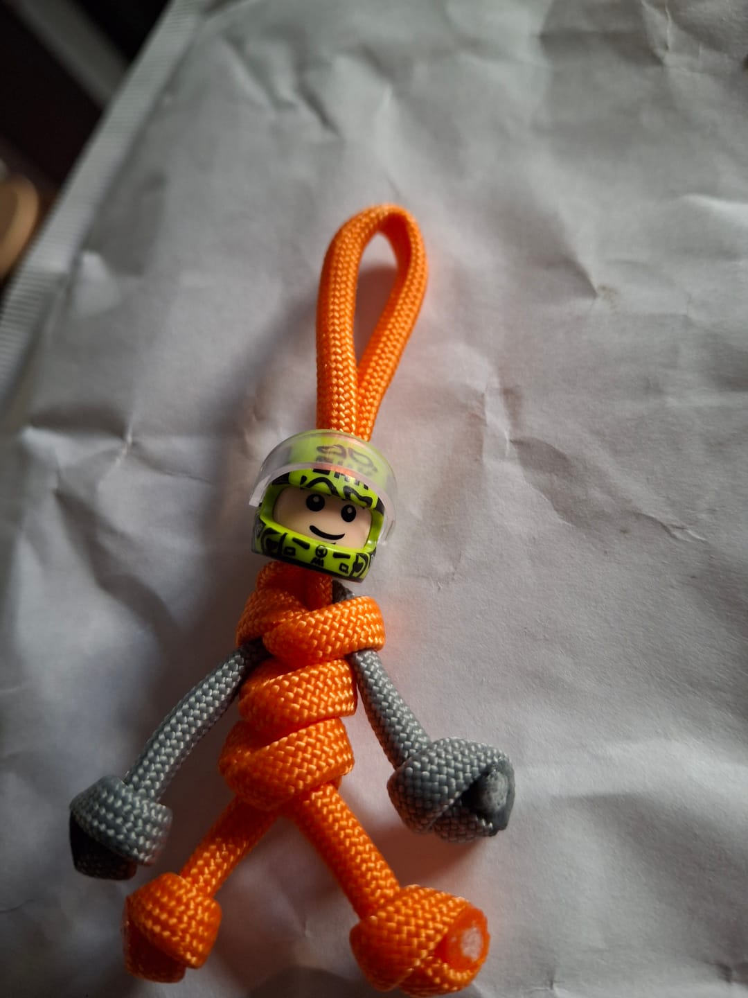Customer photo review of Limited Edition 2025 Lando Norris Racing Paracord Buddy Keychain