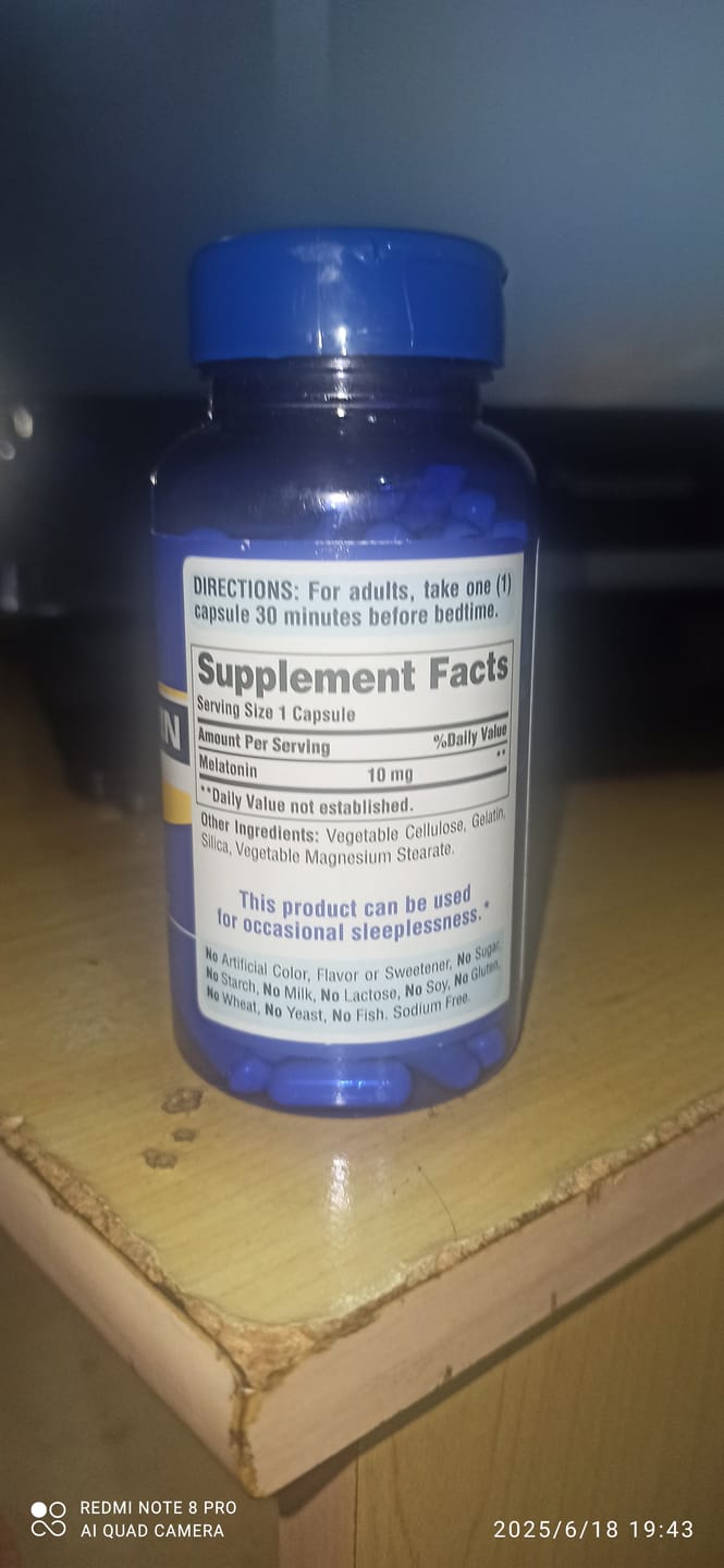 Customer photo review of Puritans Pride Melatonina 10mg 120 Caps
