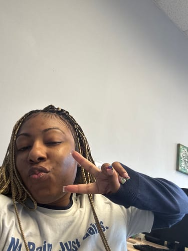 Customer photo review of Scalp-looking Knotless Braid Wig, Full Lace, color 22