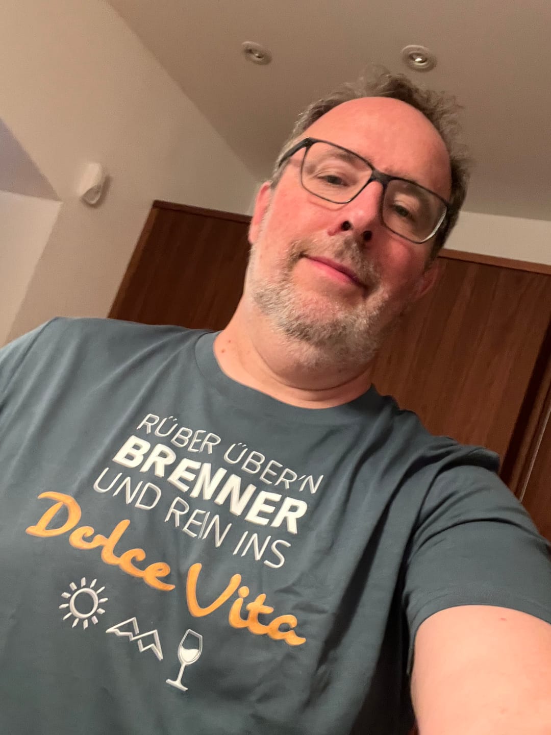 Customer photo review of Rein ins Dolce Vita – Herren Premium Organic Shirt