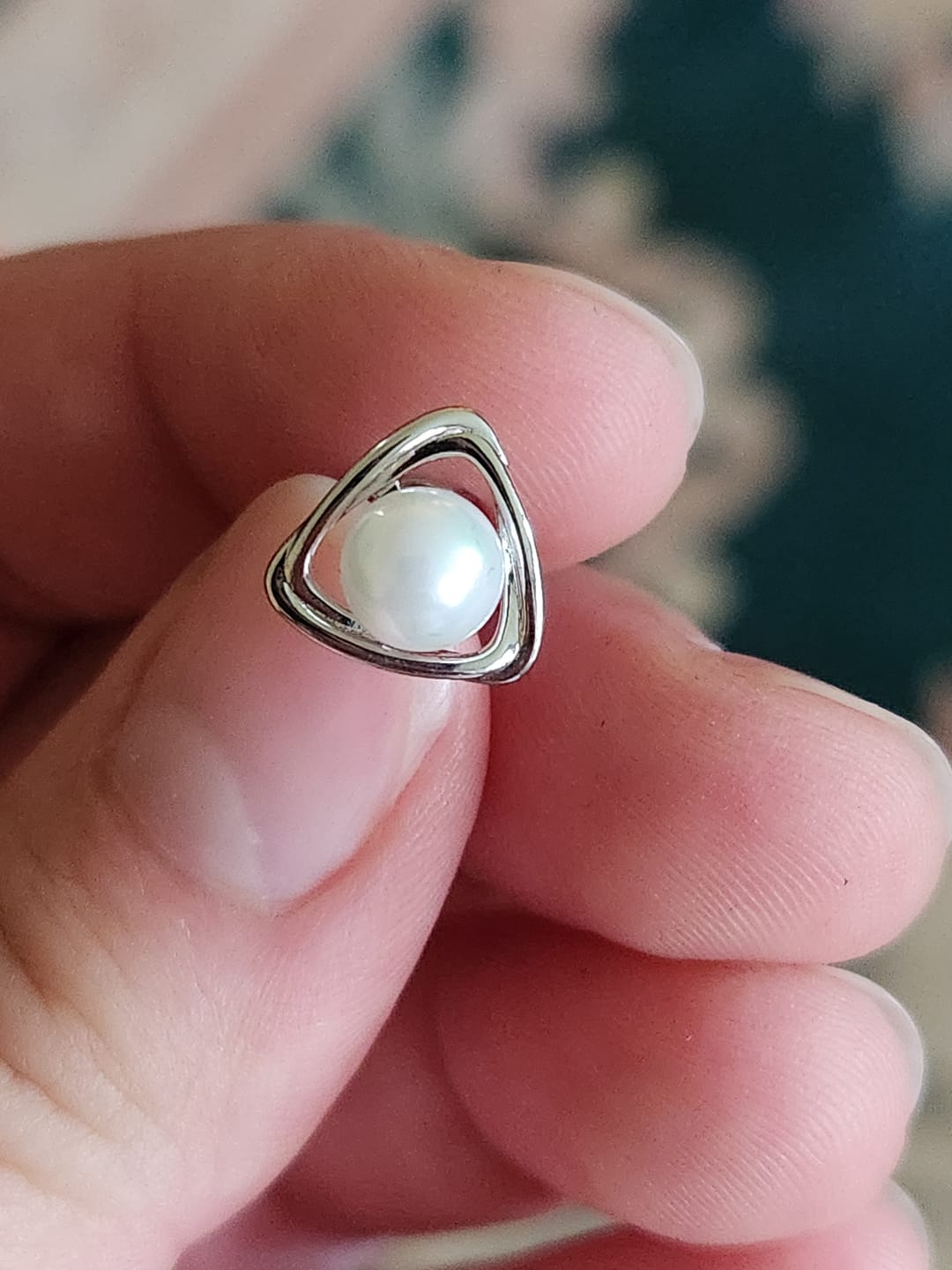 Customer photo review of Winnie 18k White Gold Plated Pearl Stud Earrings