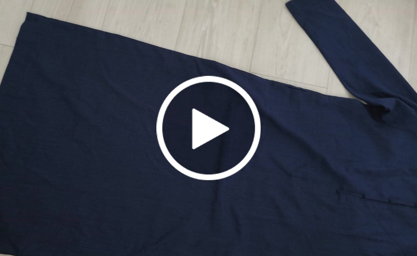 Customer video review of Emirati Qamis "Imperial Elite" Navy