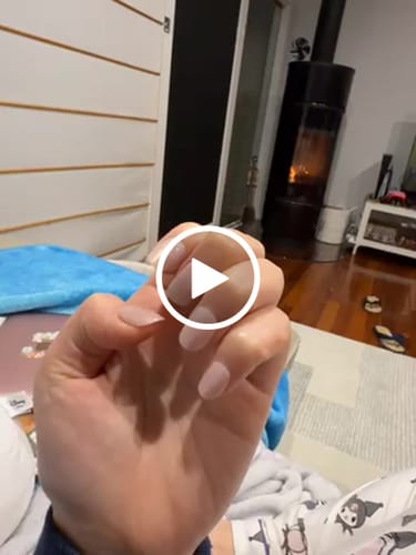 Customer video review of Rosy Mist | Salon Quality Press-on Nails Kit - Extra Short Squoval Pink Cat Eye
