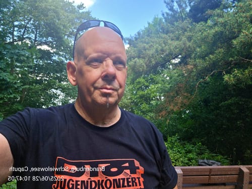 Customer photo review of PREMIUM SHIRT UNISEX • DT64 JUGENDKONZERT