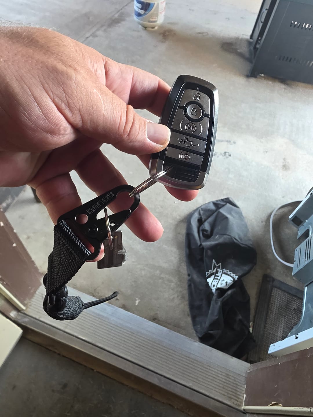 Customer photo review of DANGO QUICK RELEASE TETHER
