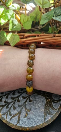 Customer photo review of Brown Dragon Pattern Agate Bracelet