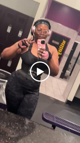 Customer video review of Hourglass Girdle