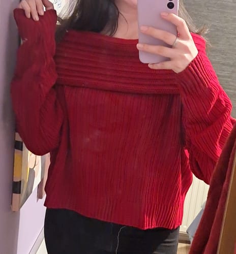 Customer photo review of SWEATER LINA ROJO