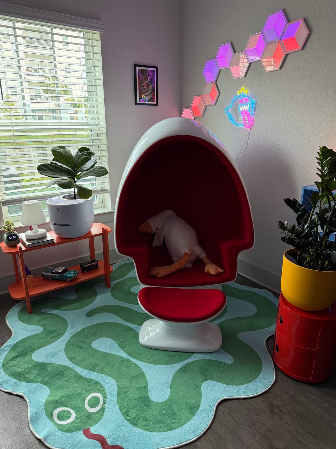 Customer photo review of Spiral Snake Design Rug by Johann Banta