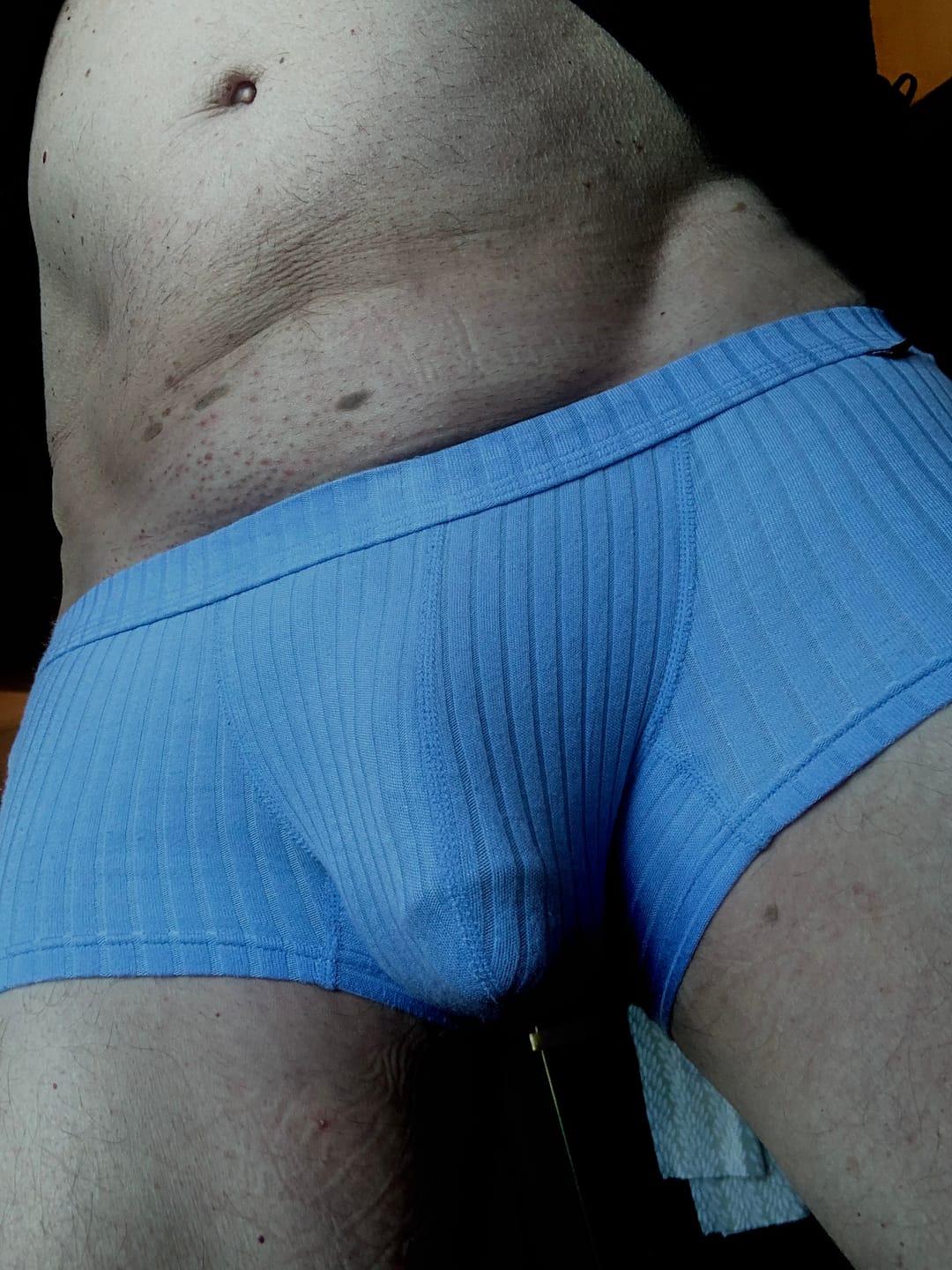Customer photo review of Men's Threaded Fabric U-Raised Low Rise Trunks