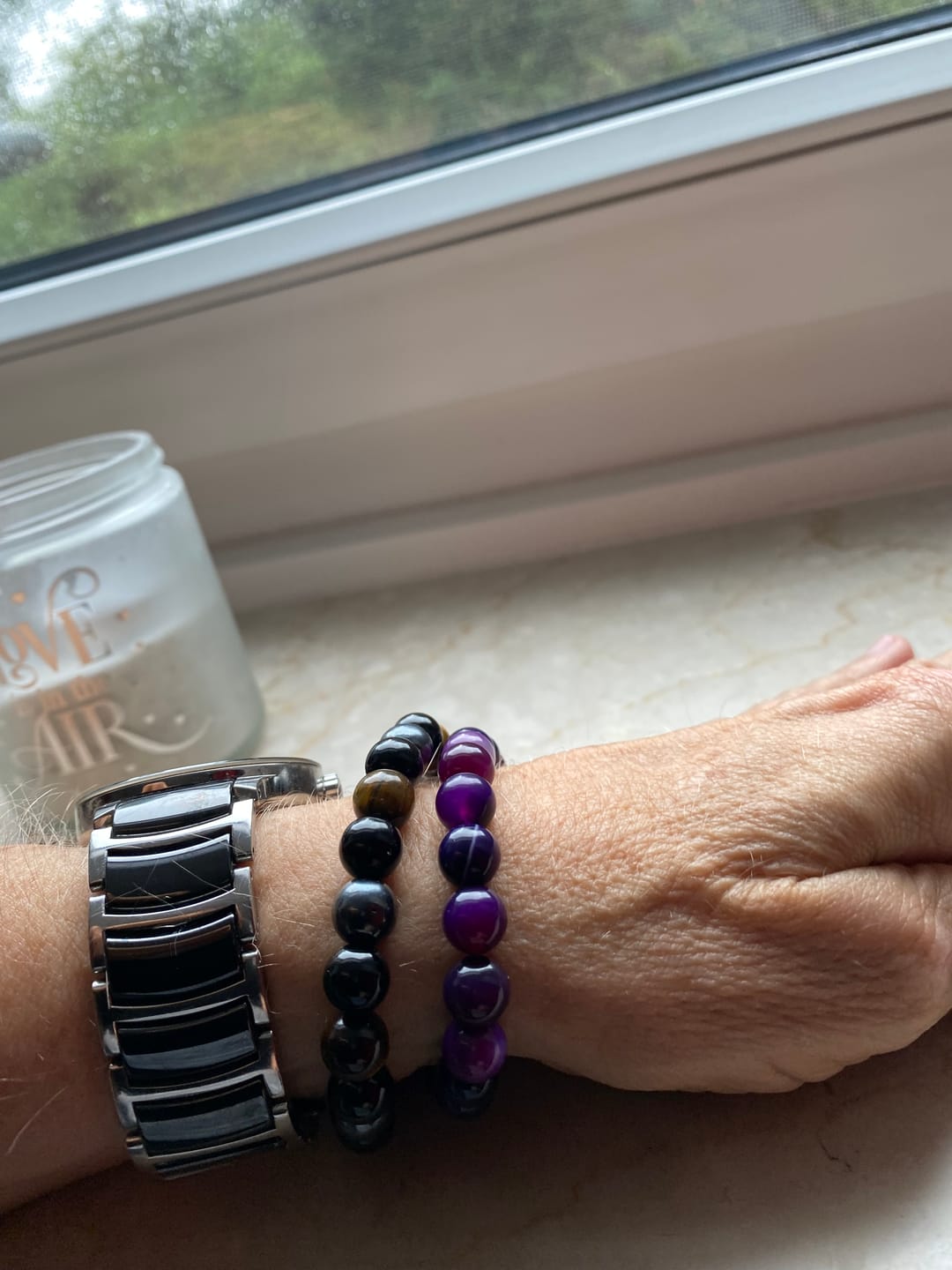 Customer photo review of Schutz Armband: Turmalin, Tigerauge, Hämatit | Dreifach Schutz