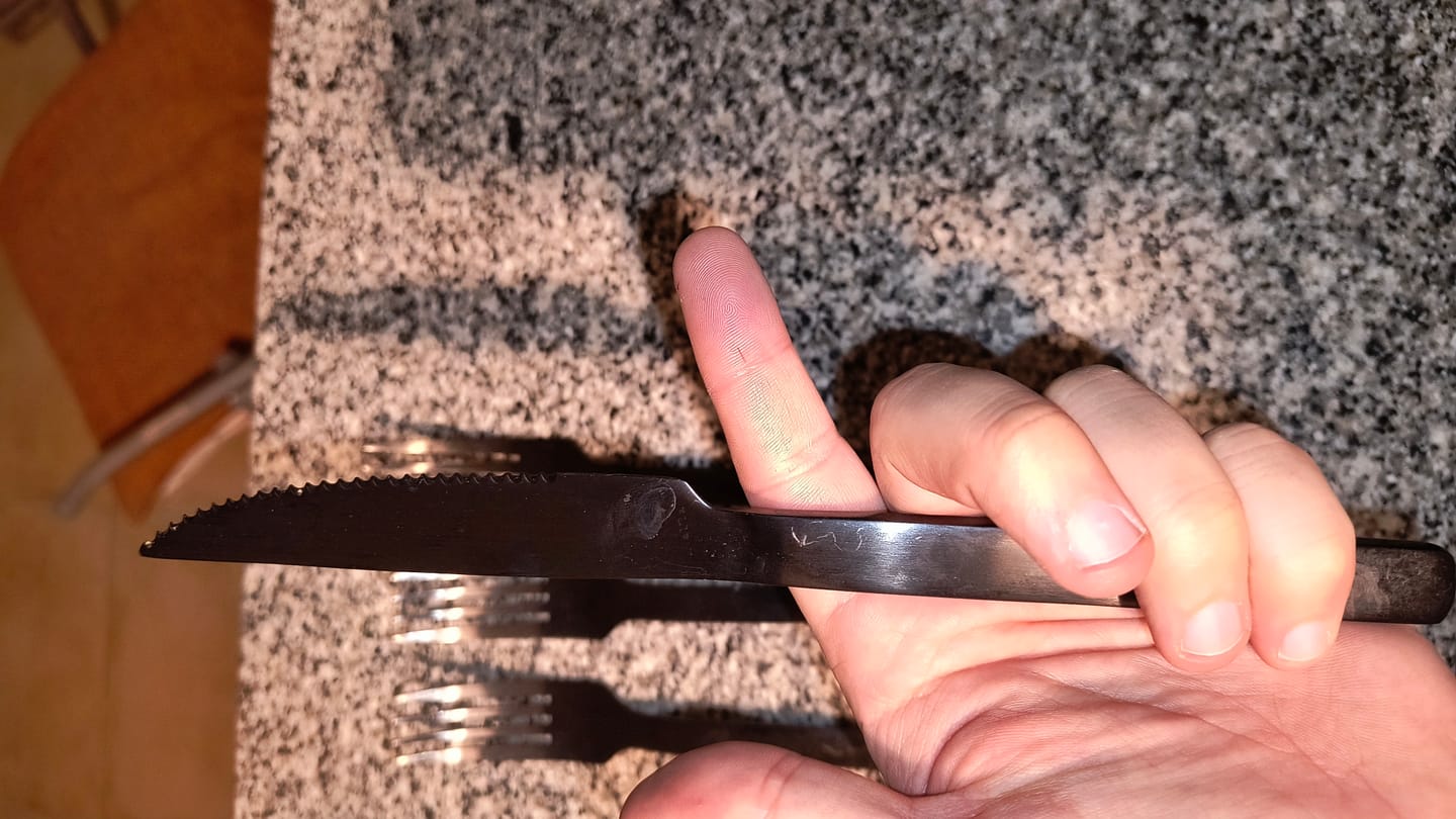 Customer photo review of Cubiertos Sakura Matt Black Stainless Steel X24 Pzas