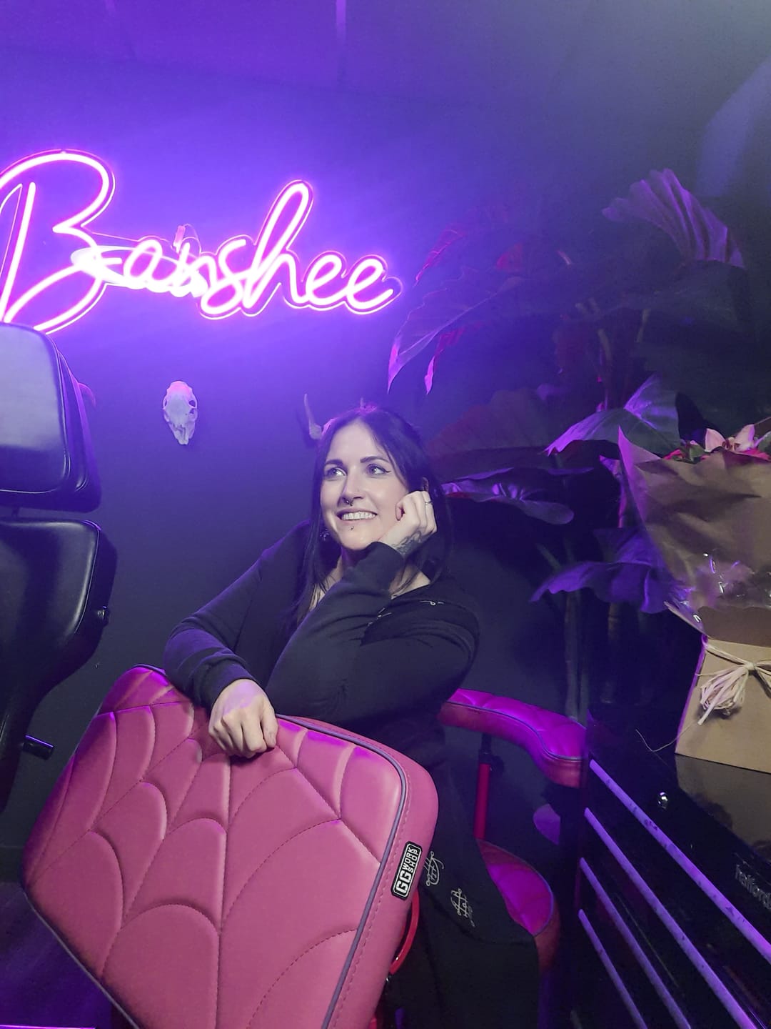 Customer photo review of Tattoo Artist Chair V3