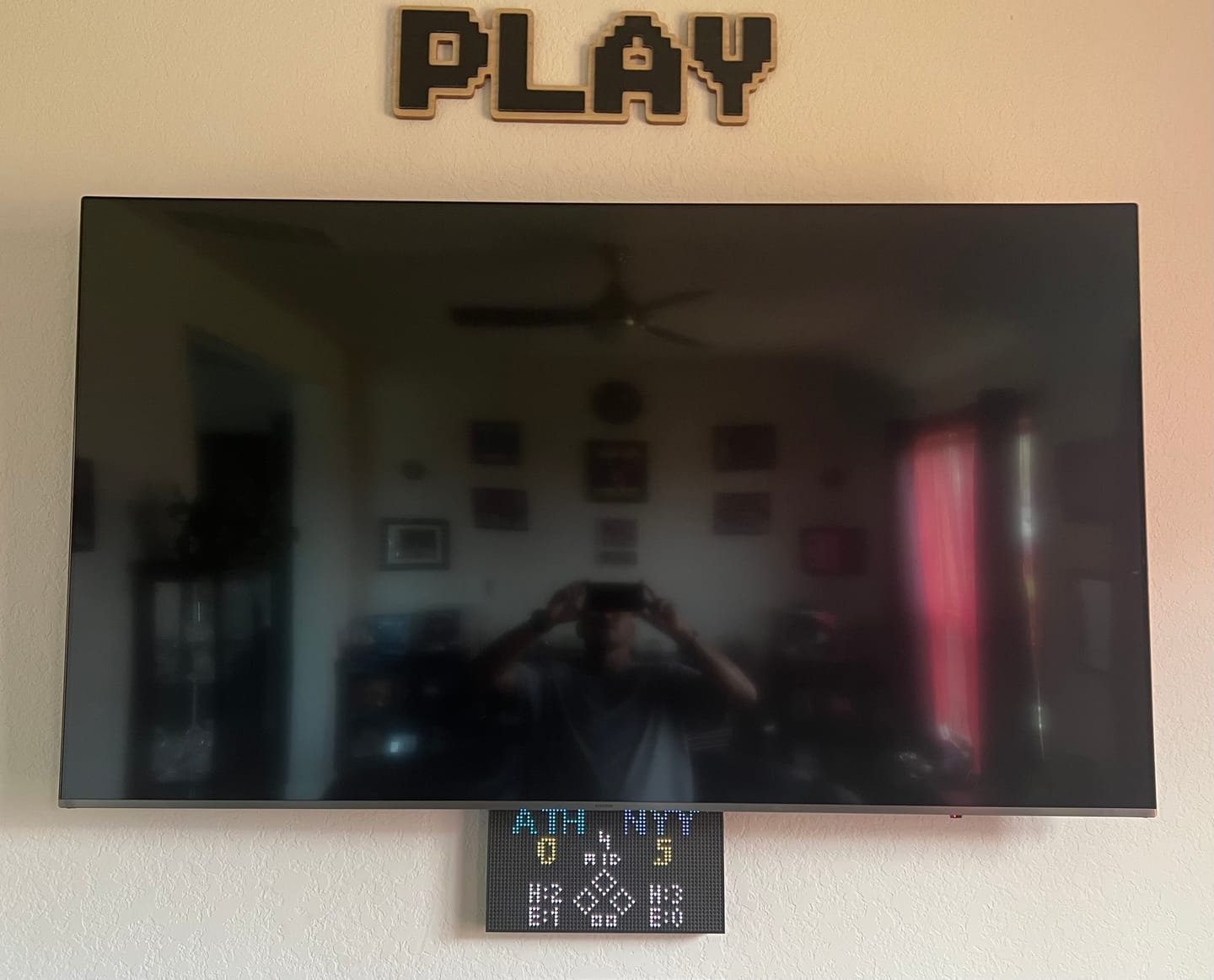 Customer photo review of GLANCE - GameRoom
