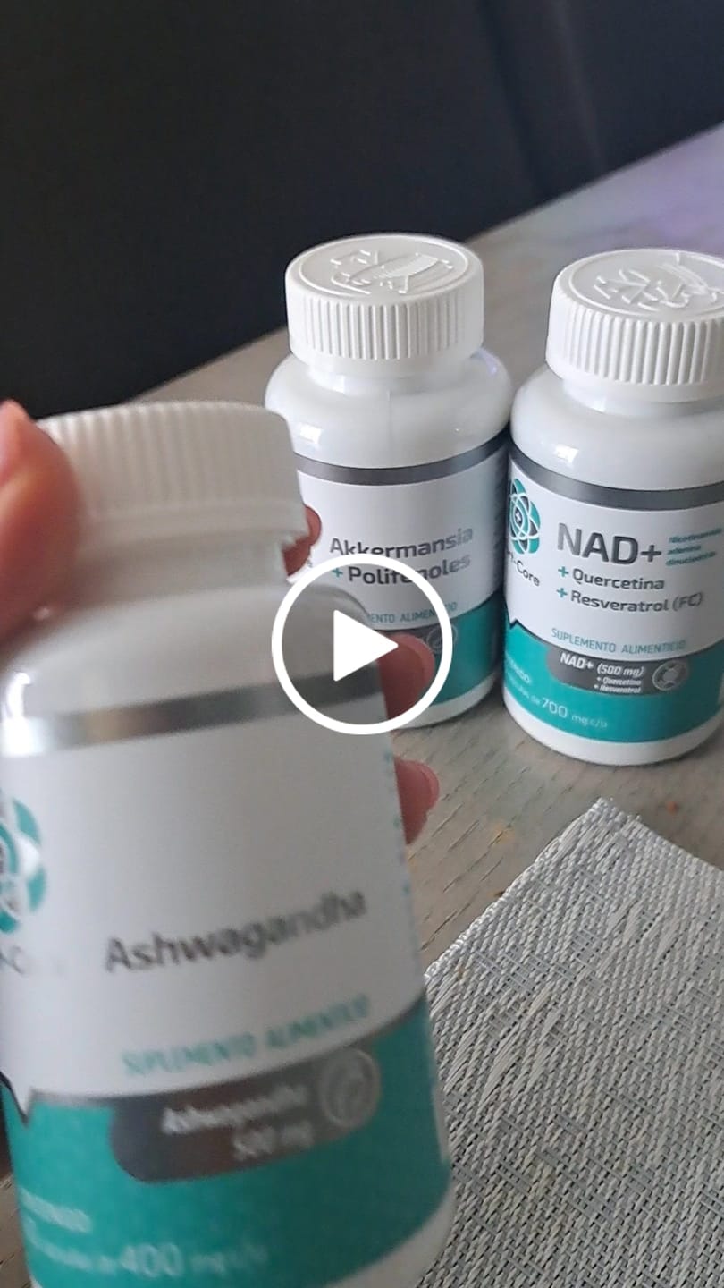 Customer video review of Akkermansia