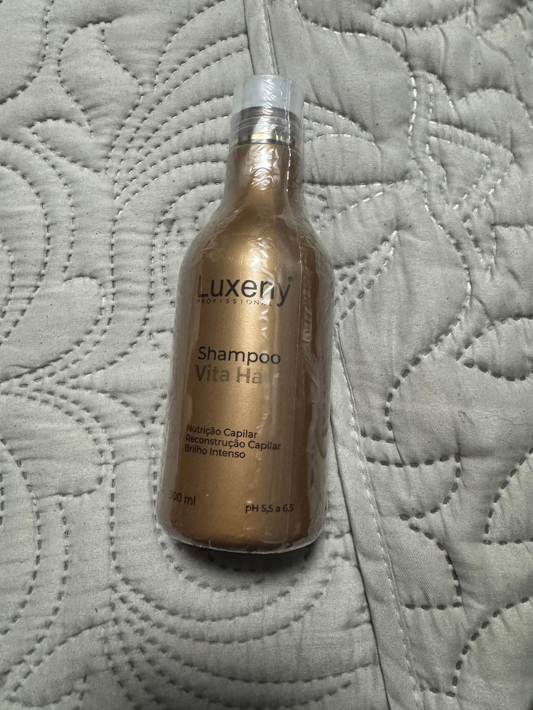 Customer photo review of Shampoo Reconstrucción Vita Hair 300 ml